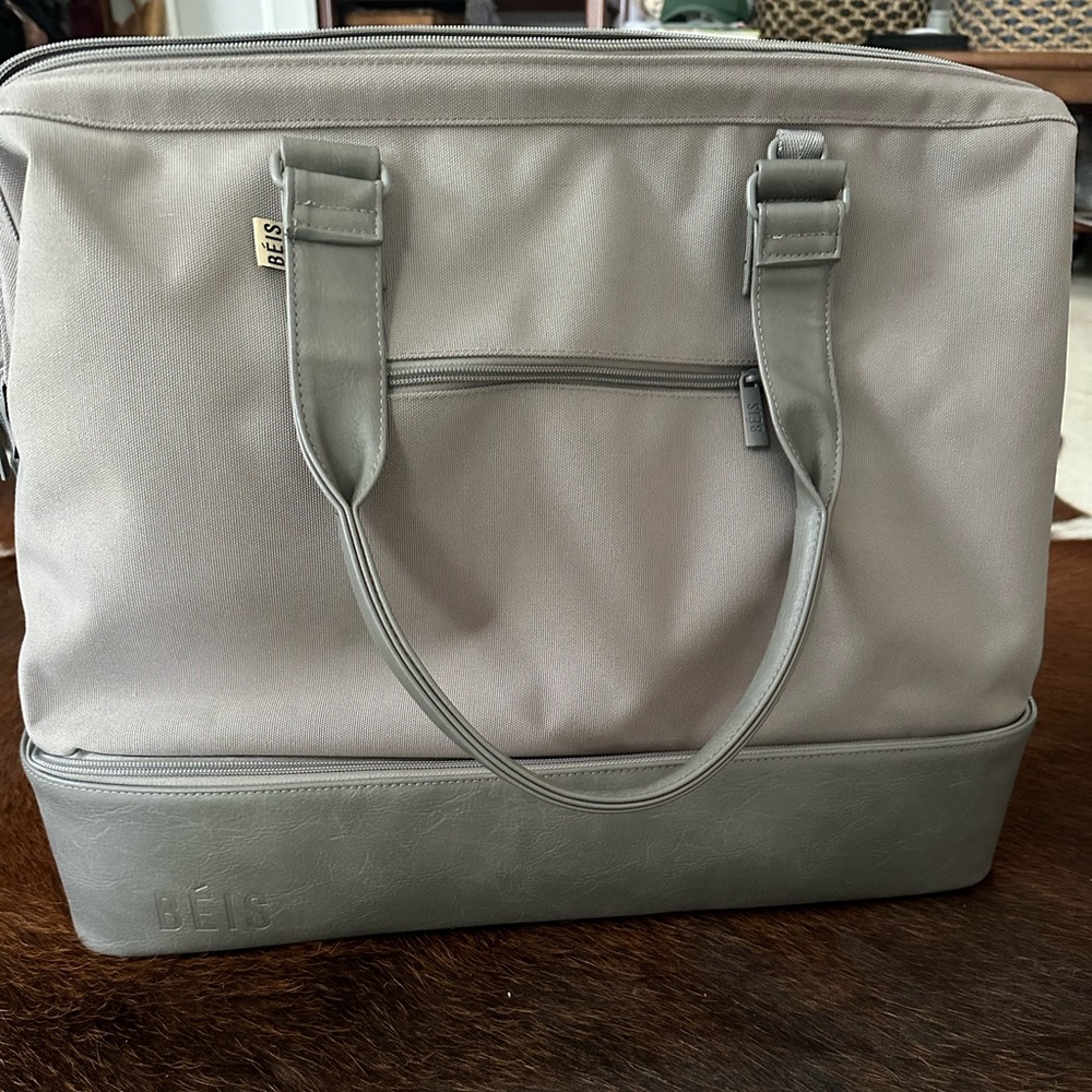 Beís Large Weekender